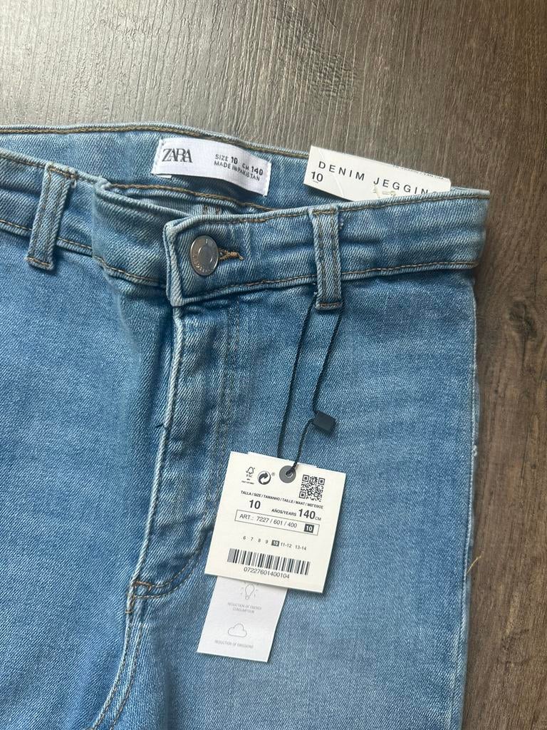 Zara broek maat 110 nieuw tekoop aangeboden, Ophalen of Verzenden, Nieuw, Blauw