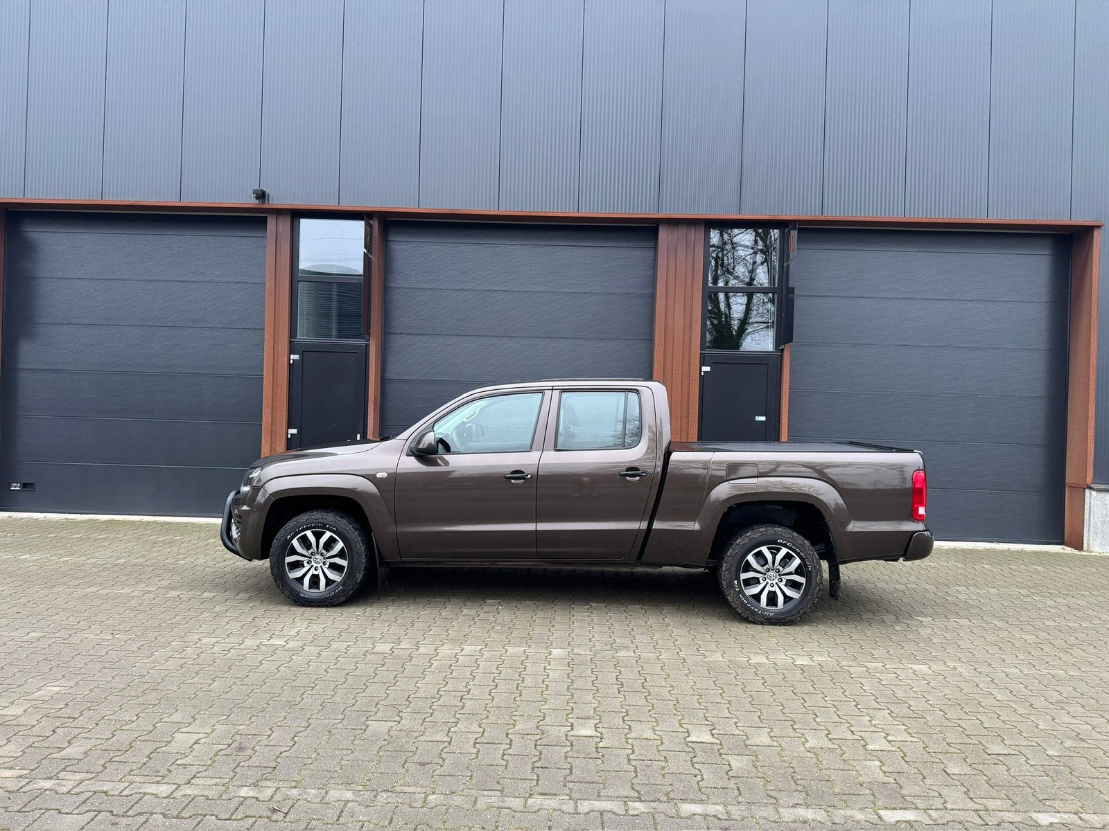 Volkswagen Amarok 3.0 TDI 163pk 4MOTION LWB 2019 5 persoons, Auto's, Bruin, Volkswagen, 3000 kg, 163 pk