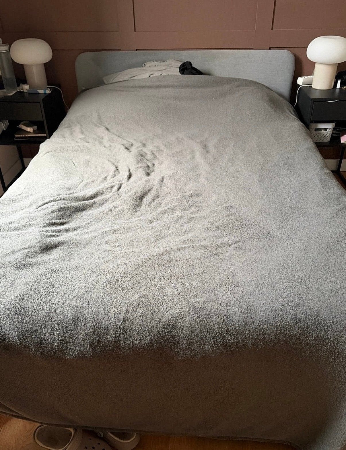 140/200 bed met stoffen bekleding - Moet weg!, Ophalen, Gebruikt, Tweepersoons, 140 cm