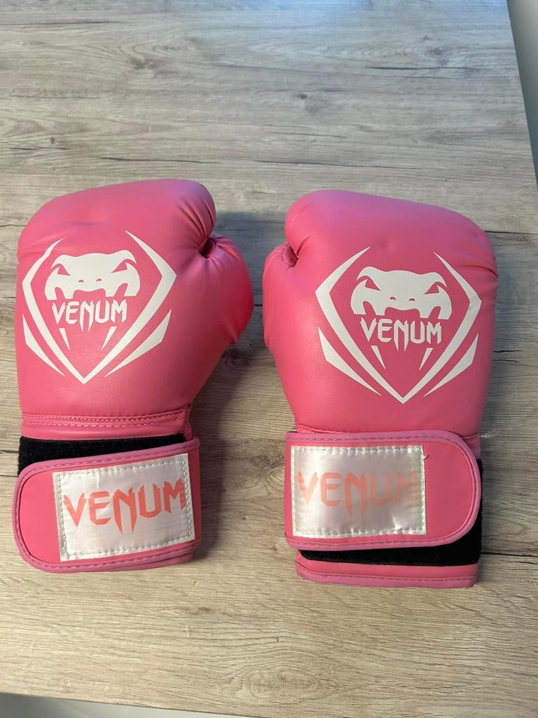Pink Venum Boxing Gloves – 12 oz (Never Used), Maat XS of kleiner, Ophalen, Nieuw, Overige