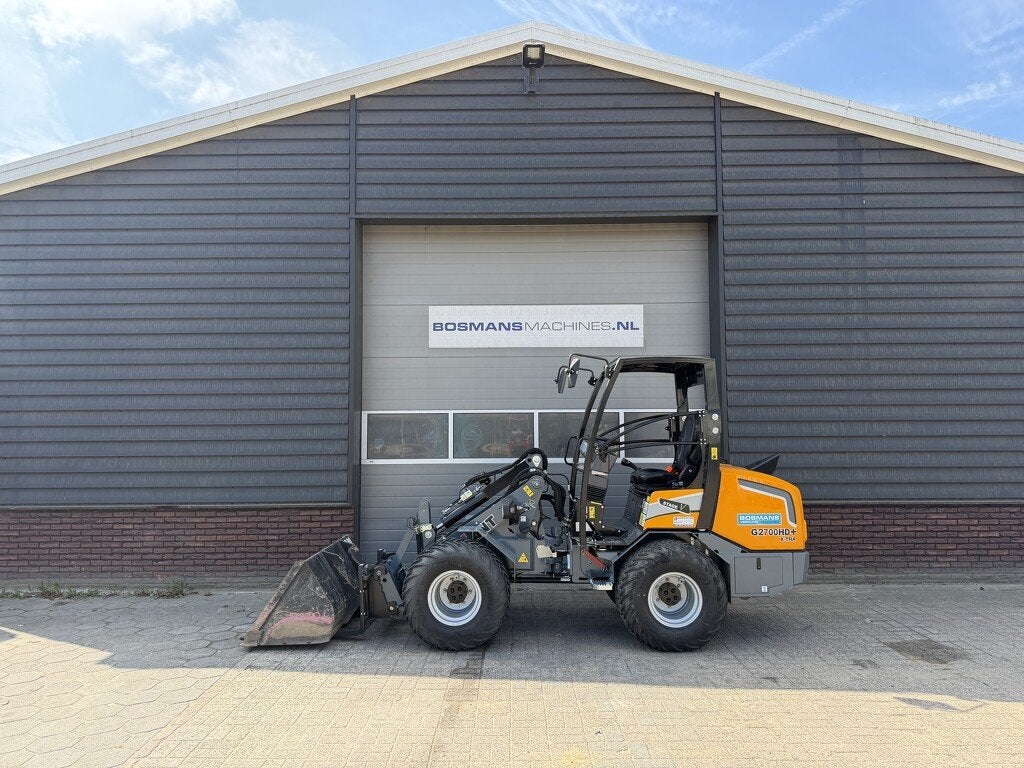 GIANT G2700 X-TRA HD+ minishovel / kniklader 2026 150 uur