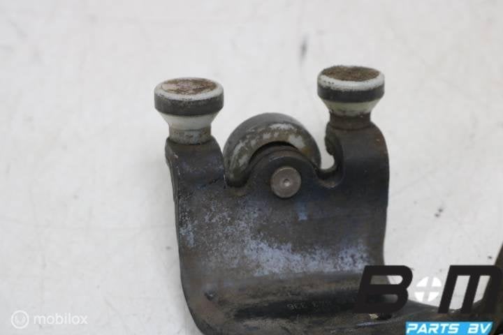Schuifdeur scharnier rechts VW Transporter T5 7E0843336, Gebruikt