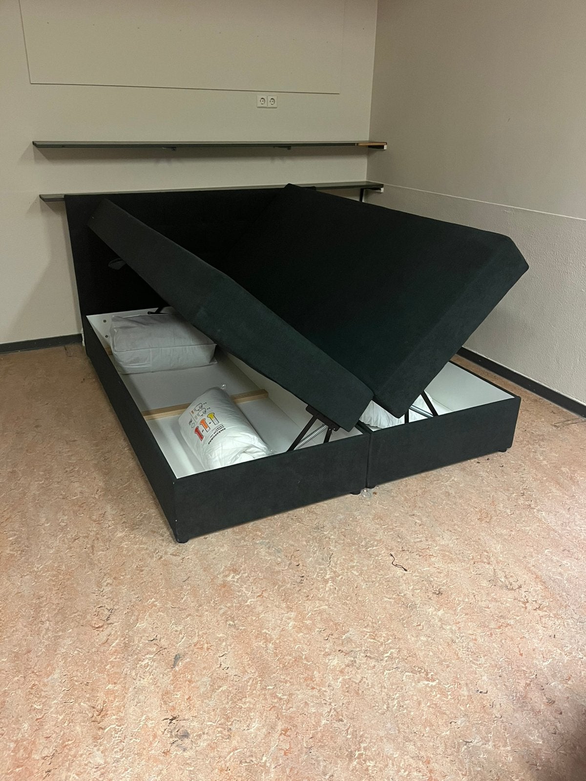 Bed 1,60 bij 2, Ophalen, Tweepersoons, Hout, 160 cm