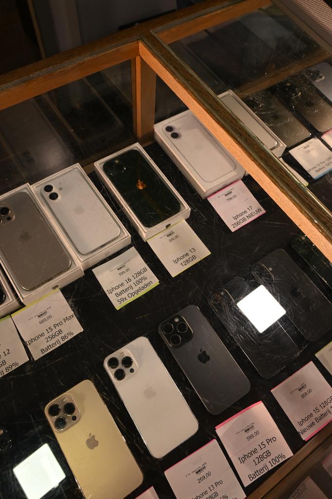 Altijd 300 goedkope smart telefoons op voorraad vanaf €50, Gebruikt, Ophalen of Verzenden, X, Bescherming