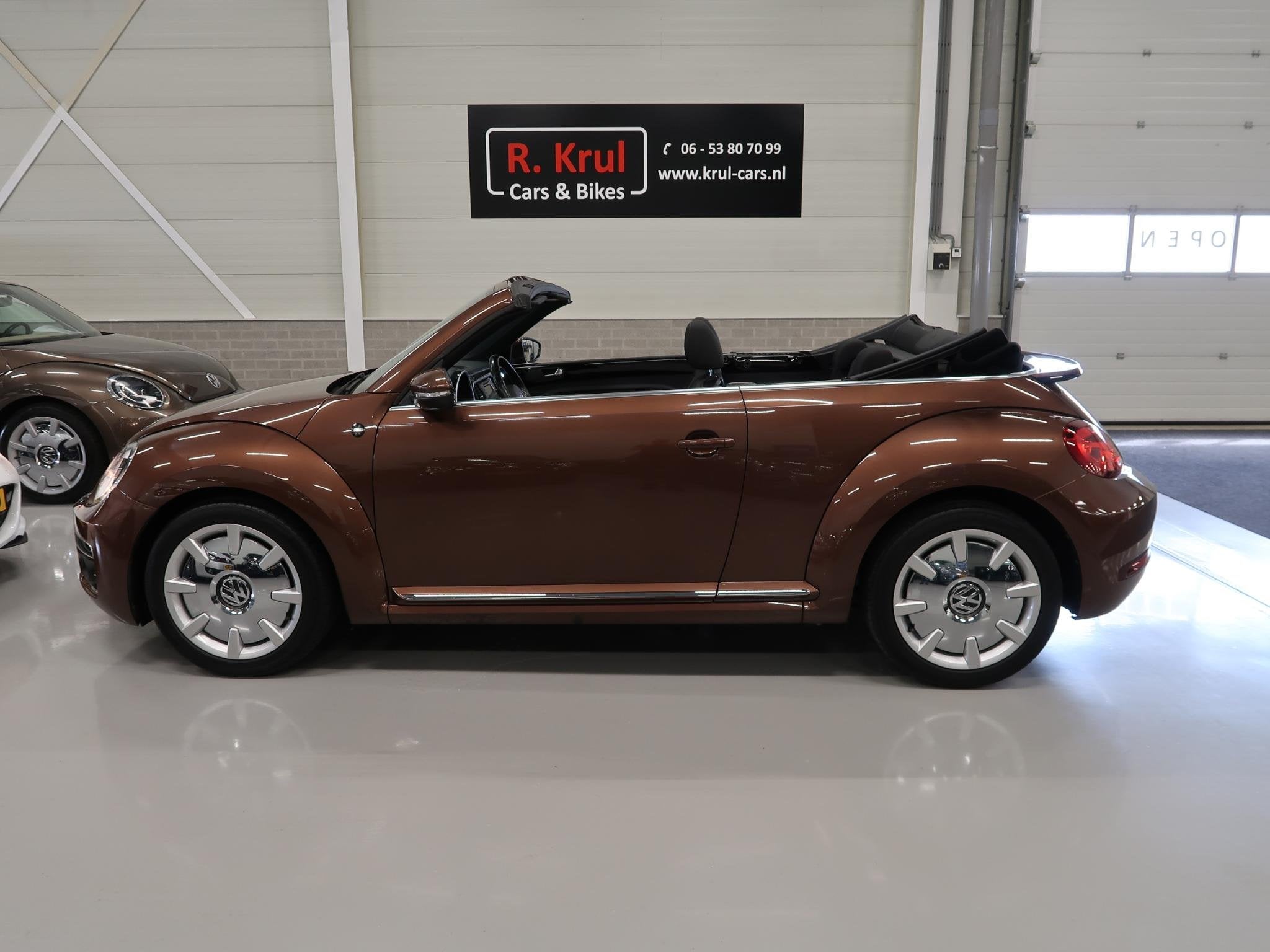 Volkswagen Beetle Cabriolet 1.2 TSI Sound 2018 Airco-ecc Nav, Auto's, Voorwielaandrijving, Stof, Gebruikt, 4 stoelen