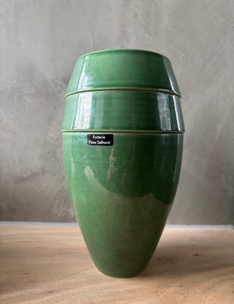 Vintage Groene Vaas Potterie Peter Selhorst 23 cm, Ophalen
