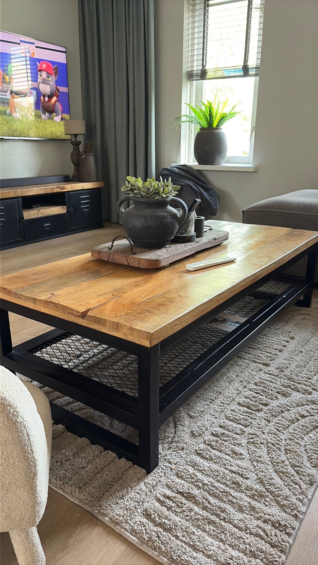 Mango hout salontafel., Ophalen, Rond, 50 tot 100 cm, Zo goed als nieuw
