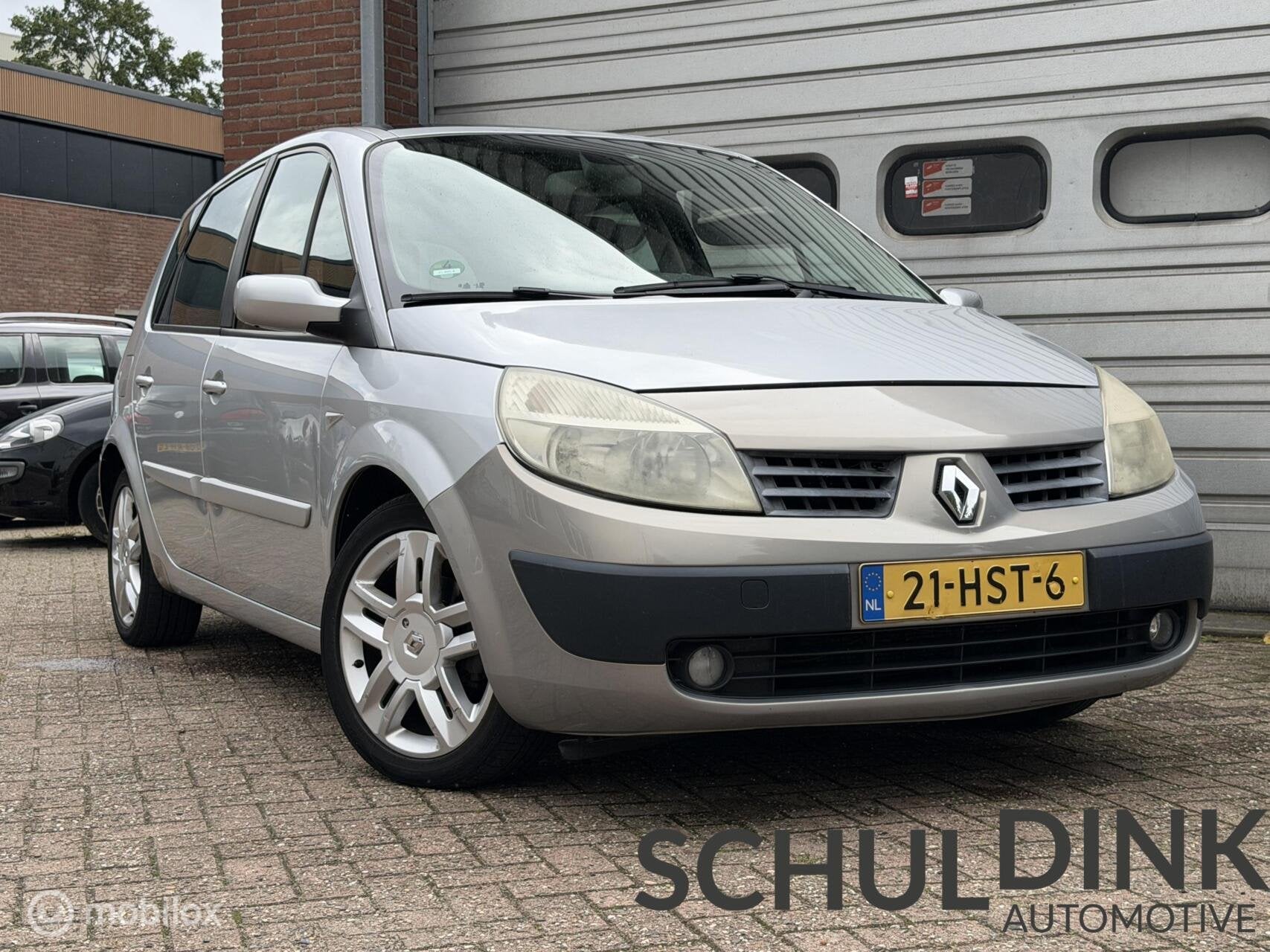 Renault Scenic 1.6-16V TREKHAAK|CRUISE CONTROLE|PANORAMADAK, Auto's, Gebruikt, 1295 kg, 4 cilinders, Origineel Nederlands