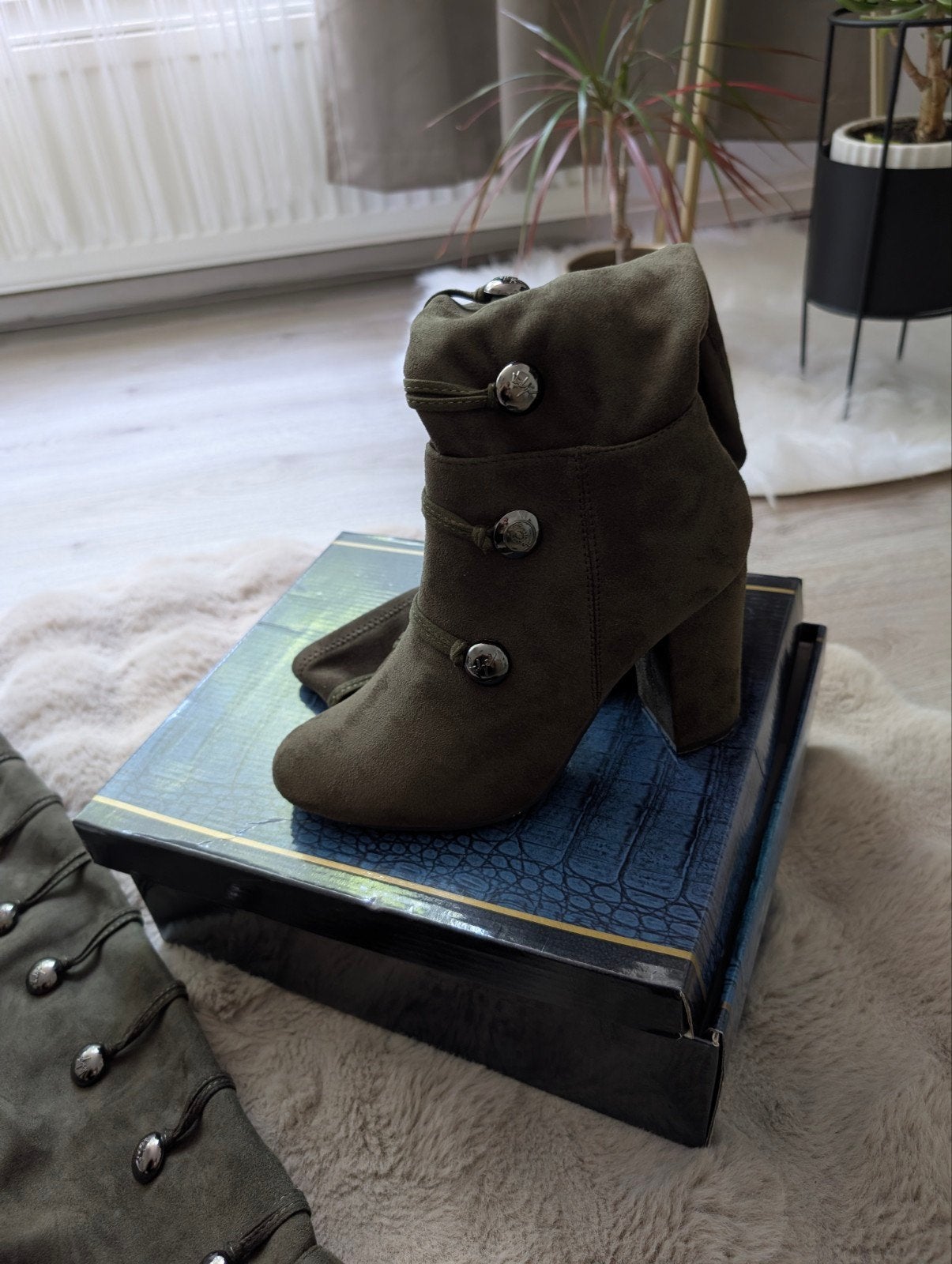 Groene overknee laarzen met knopen - Maat 38, Ophalen, Gedragen, Groen, Hoge laarzen