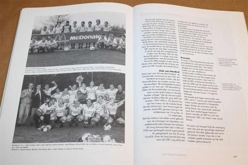 GRC 1902-2002 — 100 Jaar Voetbal In Groningen, Ophalen of Verzenden, Zo goed als nieuw
