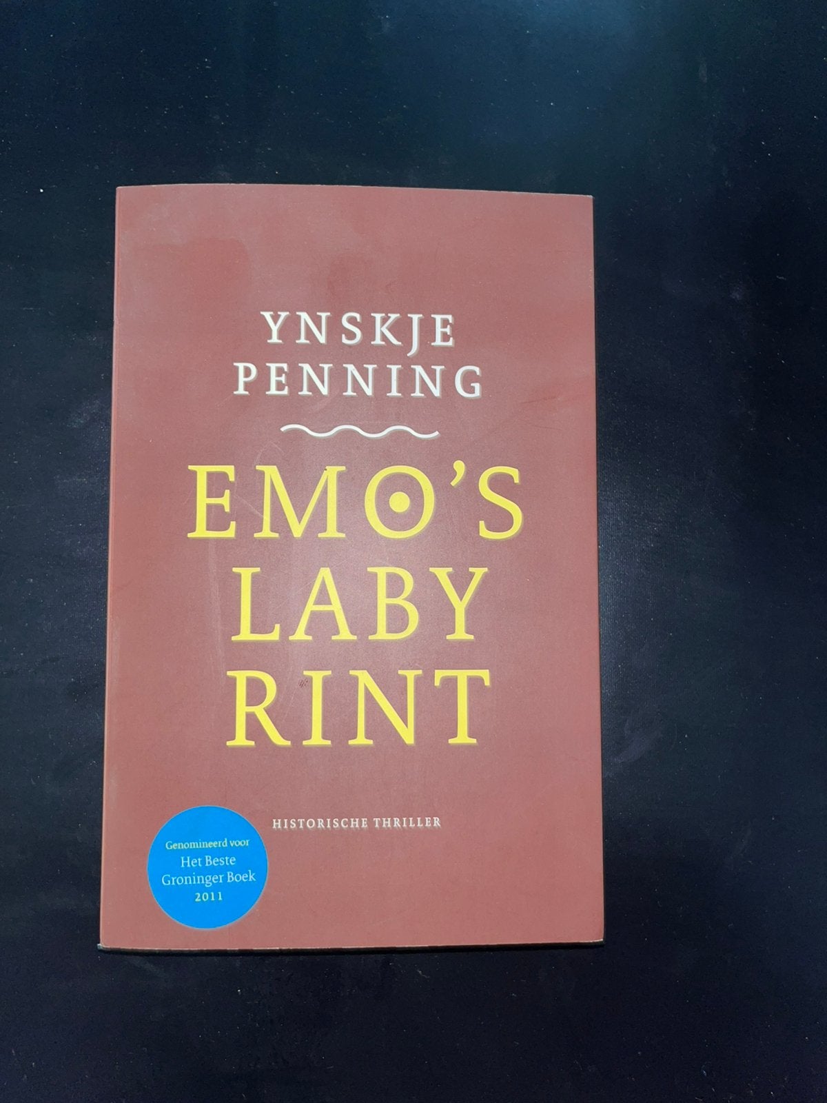 Emo’s labyrint, Boeken, Ophalen of Verzenden, Zo goed als nieuw