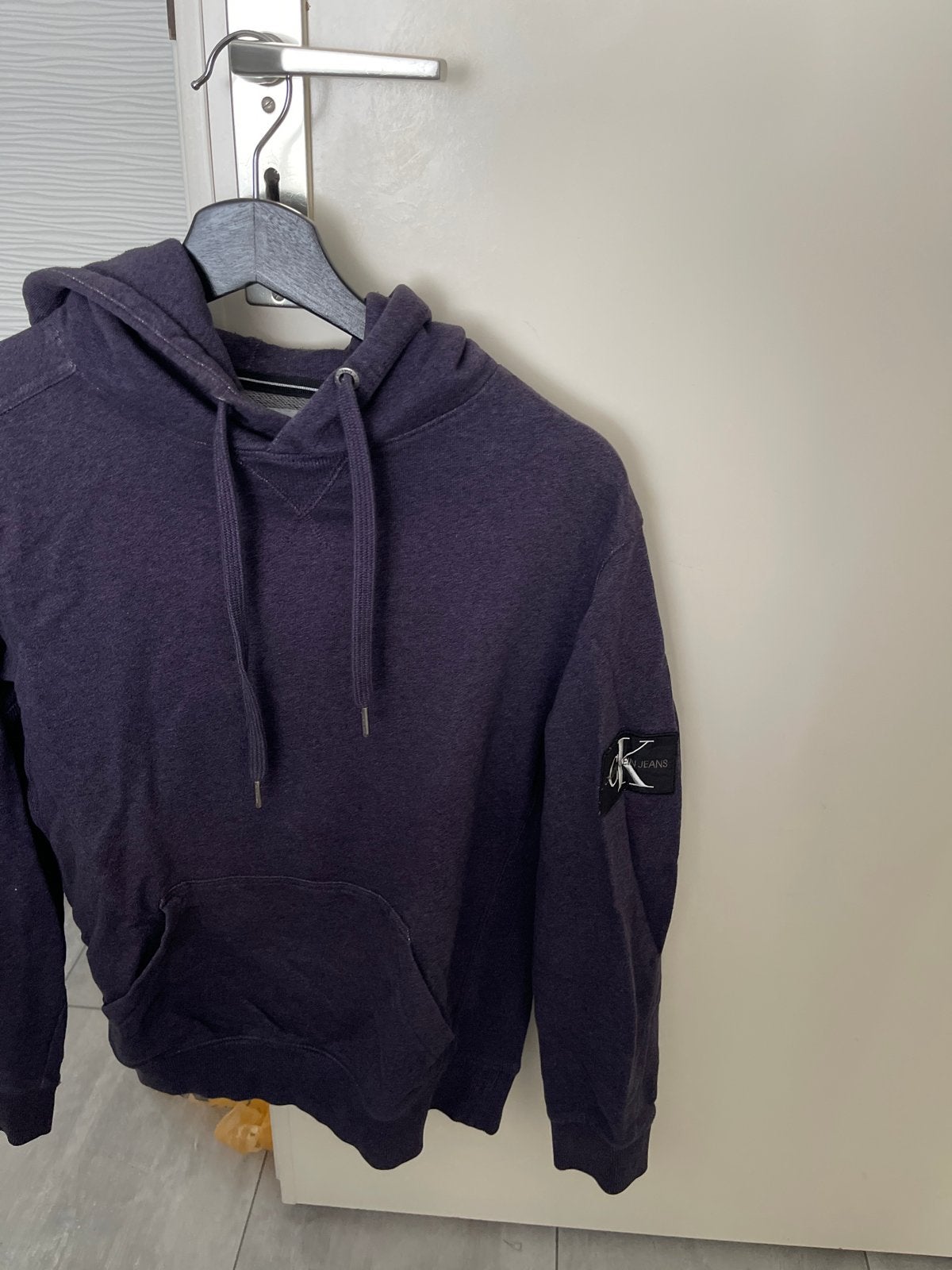 Calvin Klein Jeans hoodie maat M, Ophalen, Gedragen, Maat 48/50 (M), Paars