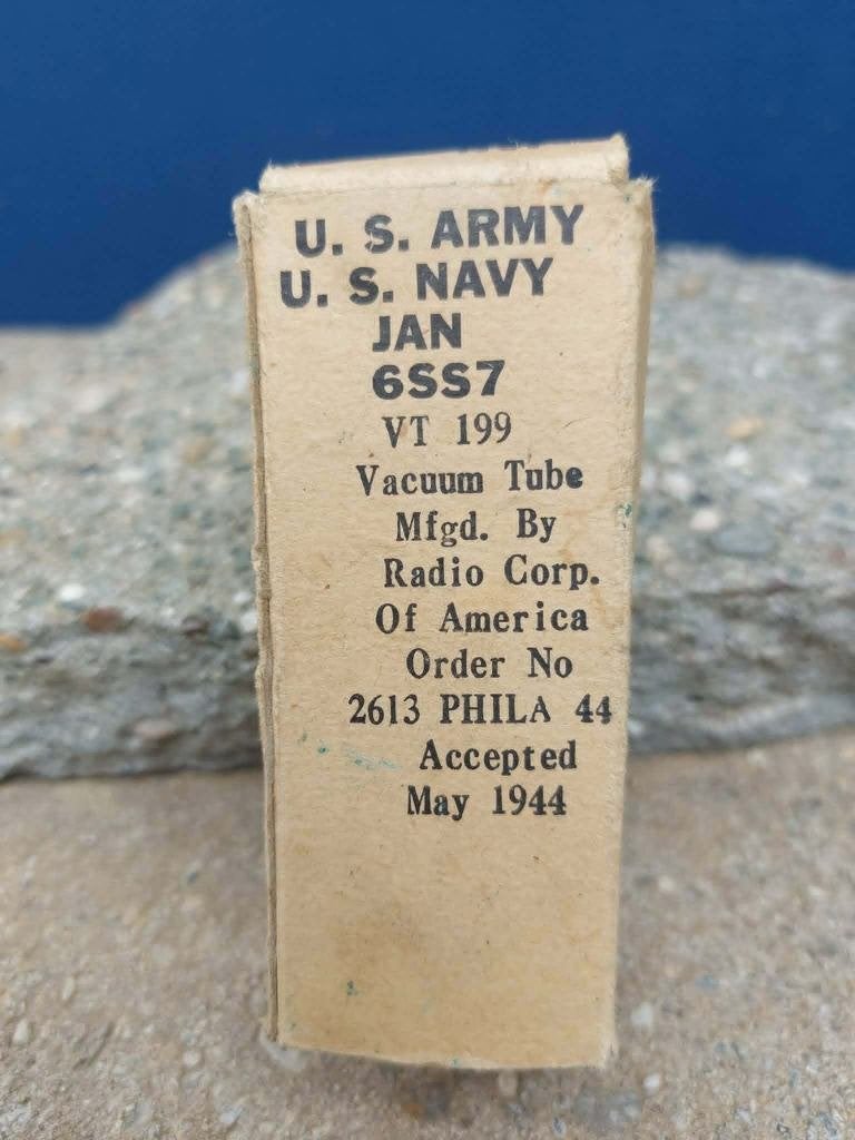 U.S WO2 Army/Navy radiobuis 1944, Verzamelen, Ophalen of Verzenden, Landmacht, Amerika, Overige typen