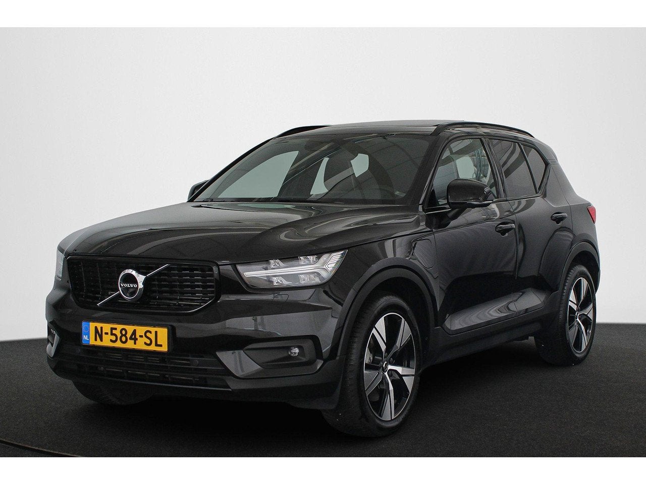 Volvo XC40 1.5 T4 Recharge R-Design Panoramadak Stoelverwarm, Automaat, Gebruikt, Bedrijf, Adaptive Cruise Control