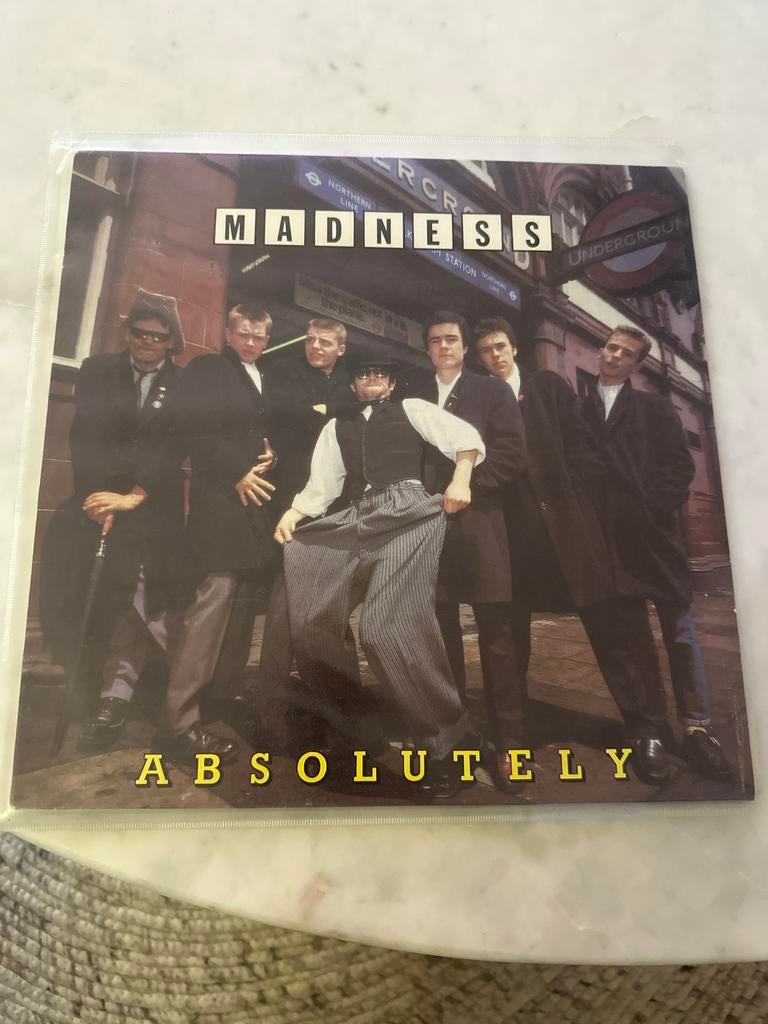 Madness - Absolutely (Vinyl LP), Ophalen of Verzenden, Zo goed als nieuw, 12 inch