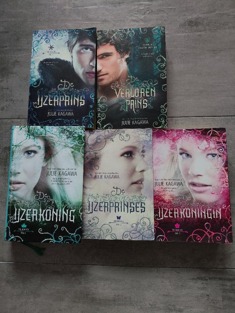 Julie Kagawa The Iron Fey serie. 5 boeken., Ophalen of Verzenden