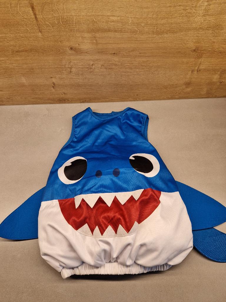 Verkleedpakje baby shark maat 104, Overige typen, Jongen of Meisje, Ophalen of Verzenden, Zo goed als nieuw