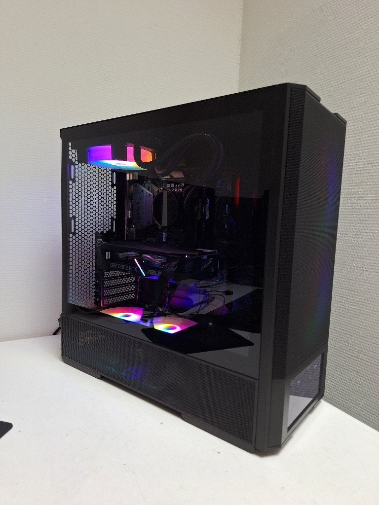 Game PC met LCD scherm: i7 8700 | NVME SSD | RTX2060, Computers en Software, Desktop Pc's, Gebruikt, 4 Ghz of meer, SSD, 16 GB