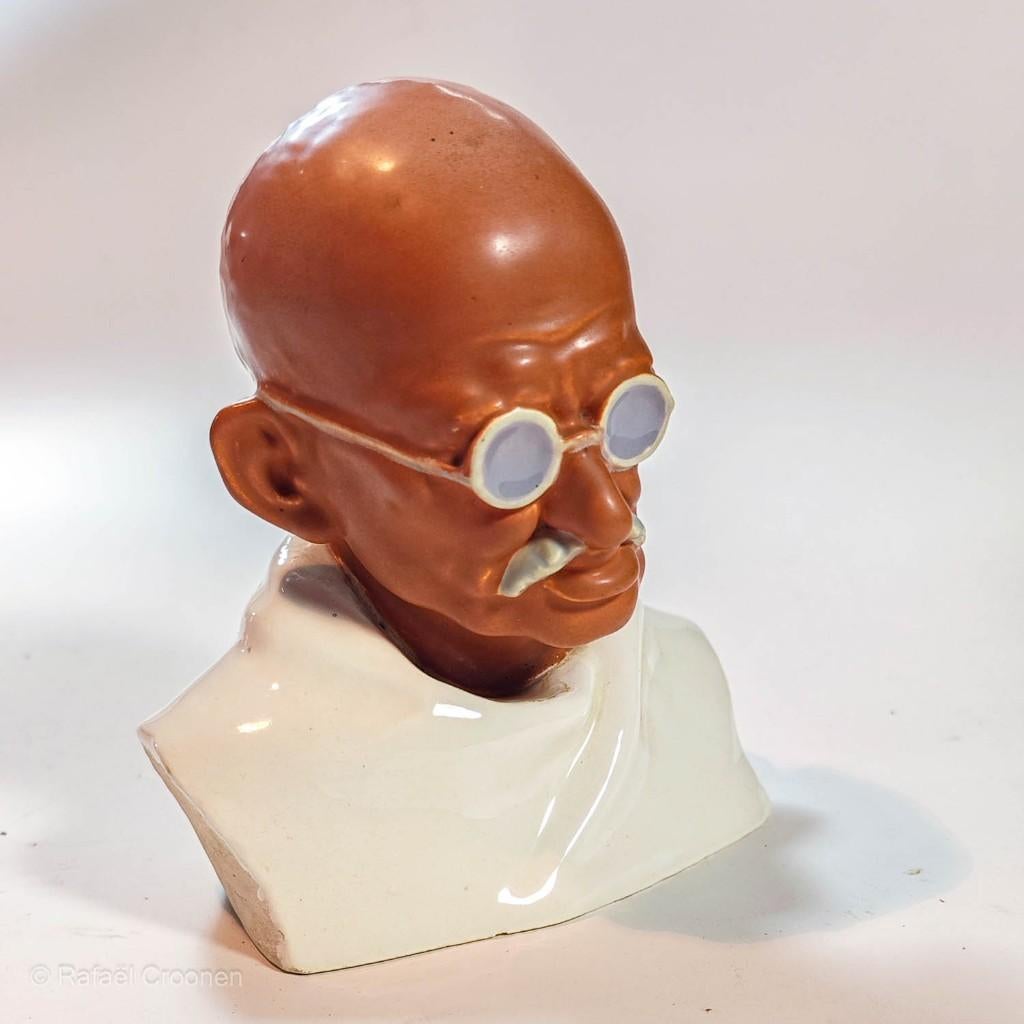 Vintage Buste van Mahatma Gandhi, Minder dan 20 cm, Buste, Ophalen of Verzenden, Steen of Keramiek
