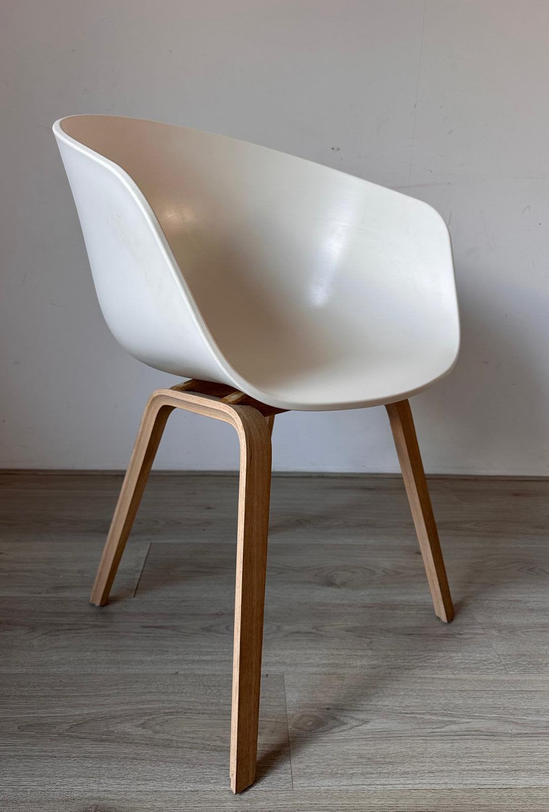 2 HAY AAC22 witte design eetkamerstoelen, Gebruikt, Twee, Wit, Ophalen