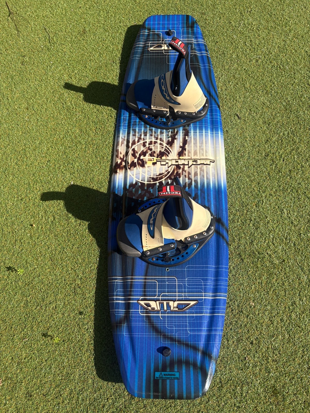 Wakeboard met bindingen - Phantom, Watersport en Boten, Ophalen, Gebruikt, Board en Schoenen