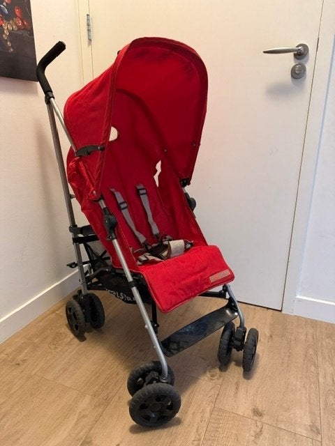 Koelstra buggy met verstelbare rugleuning, Kinderen en Baby's, Buggy's, Gebruikt, Koelstra, Regenhoes, Verstelbare rugleuning