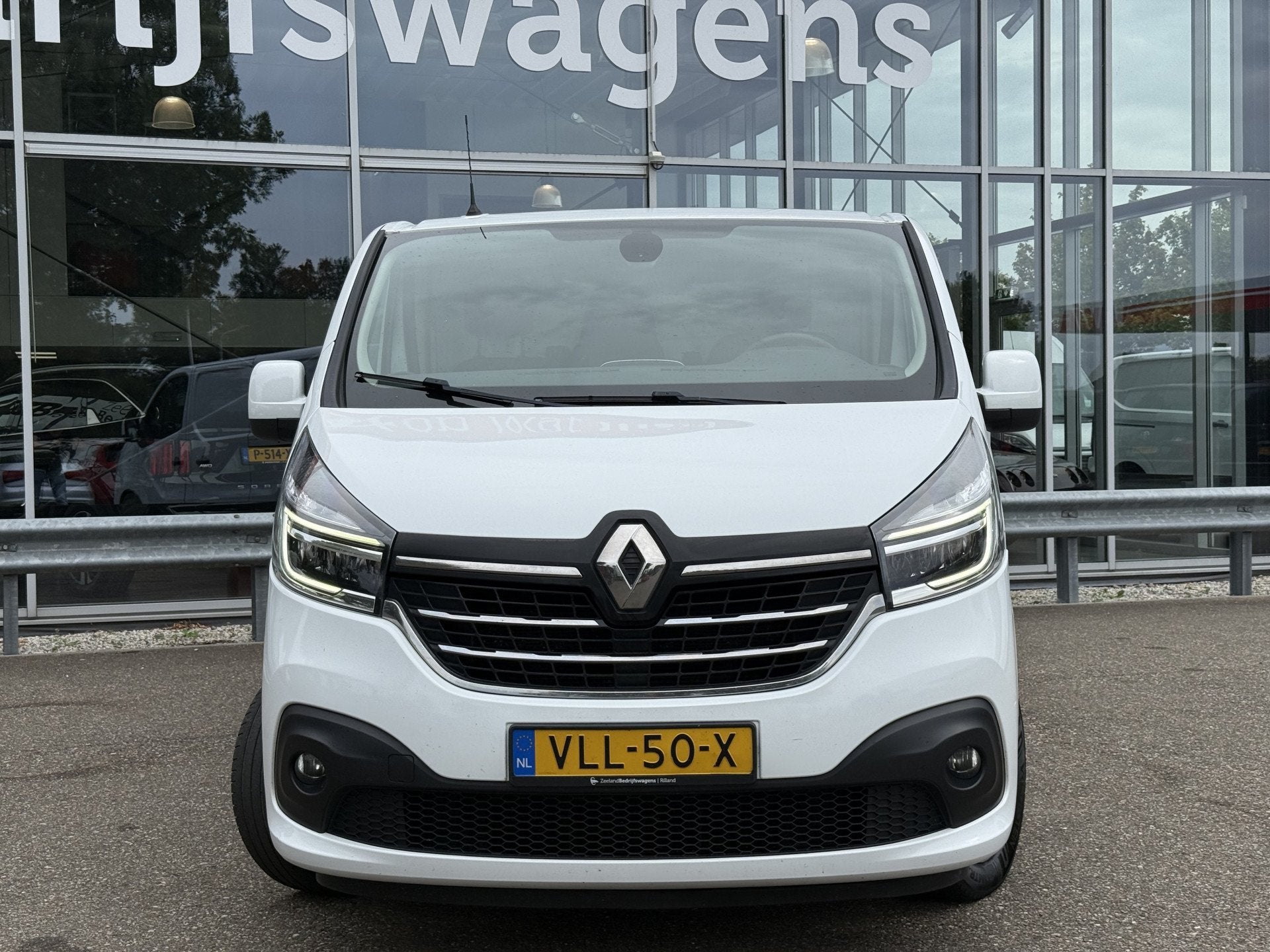 Renault Trafic 2.0 dCi 120 T29 L2H1 Work Edition | NL-auto |, Auto's, Voorwielaandrijving, Dealer onderhouden, Stof, Gebruikt
