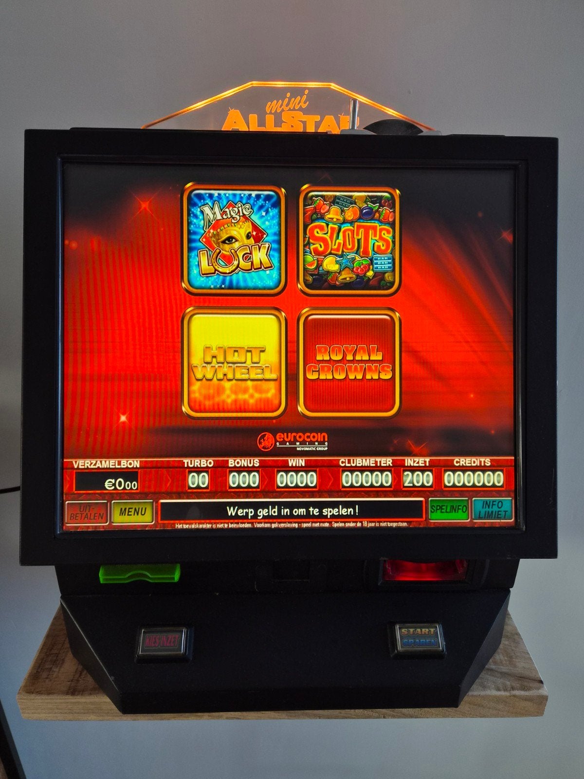 Gokkast mini allstar met barkruk en plateau, Verzamelen, Automaten | Gokkasten en Fruitautomaten, Euro, Ophalen, Gebruikt, Met sleutels