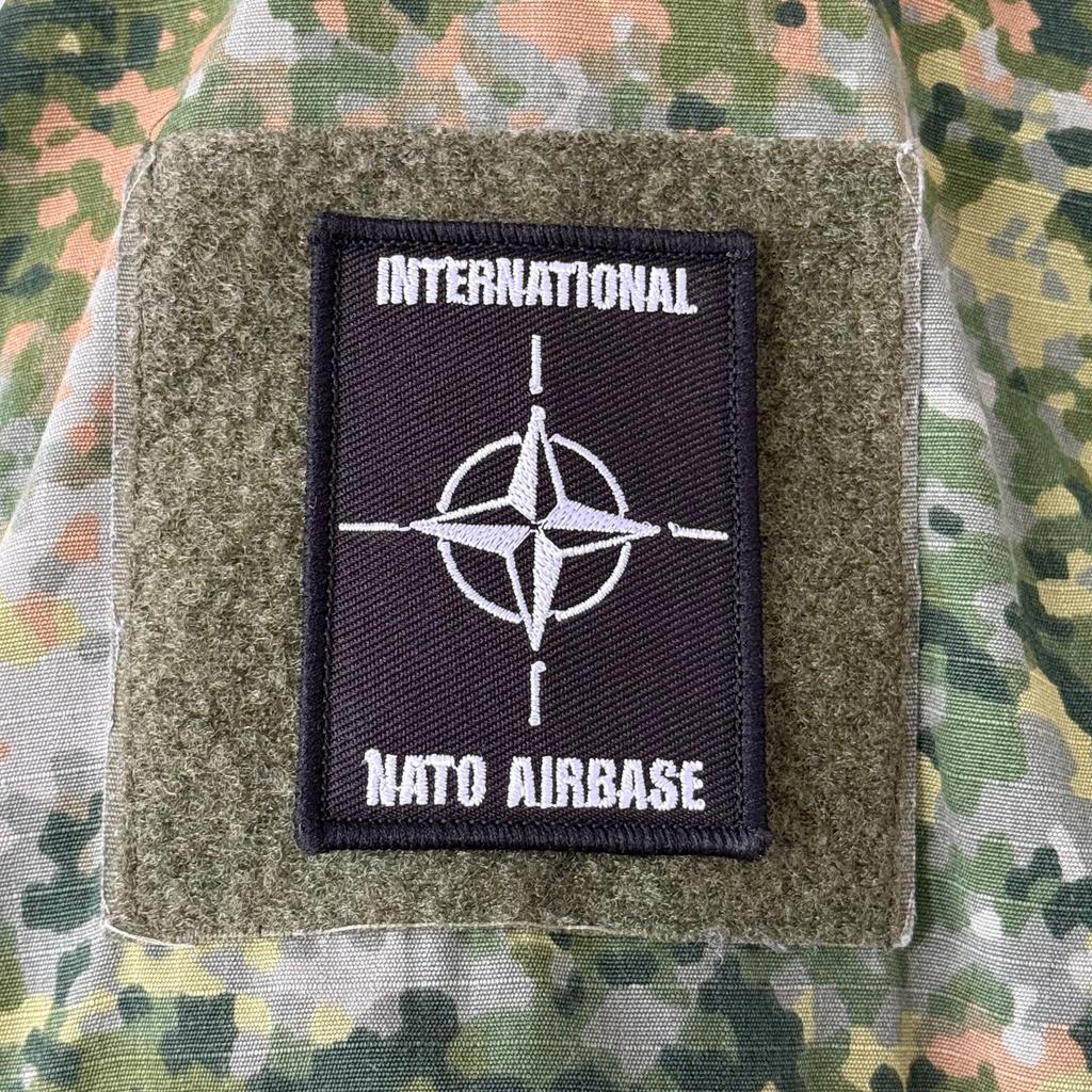 Exclusieve NATO (NAVO) Airbase Patch - International, Verzenden