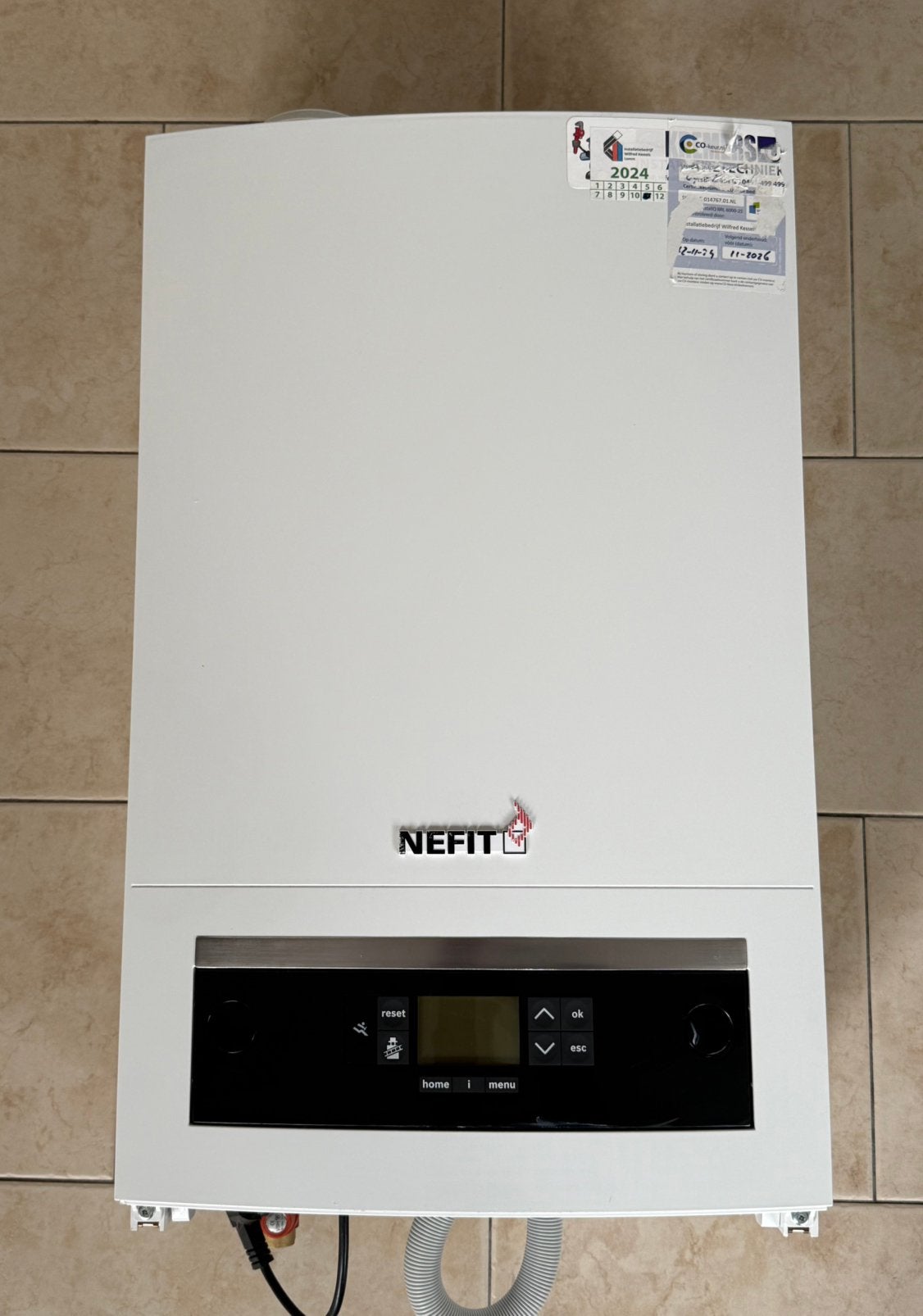 Nefit TrendLine HRC30  CW5  Z.g.a.n, Ophalen, Geiser, Minder dan 20 liter, 6 t/m 10 jaar oud
