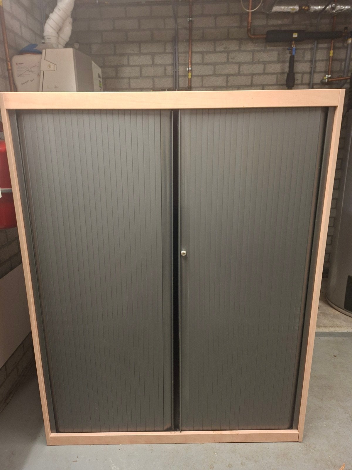 kast, Ophalen, Gebruikt, 150 tot 200 cm, 25 tot 50 cm
