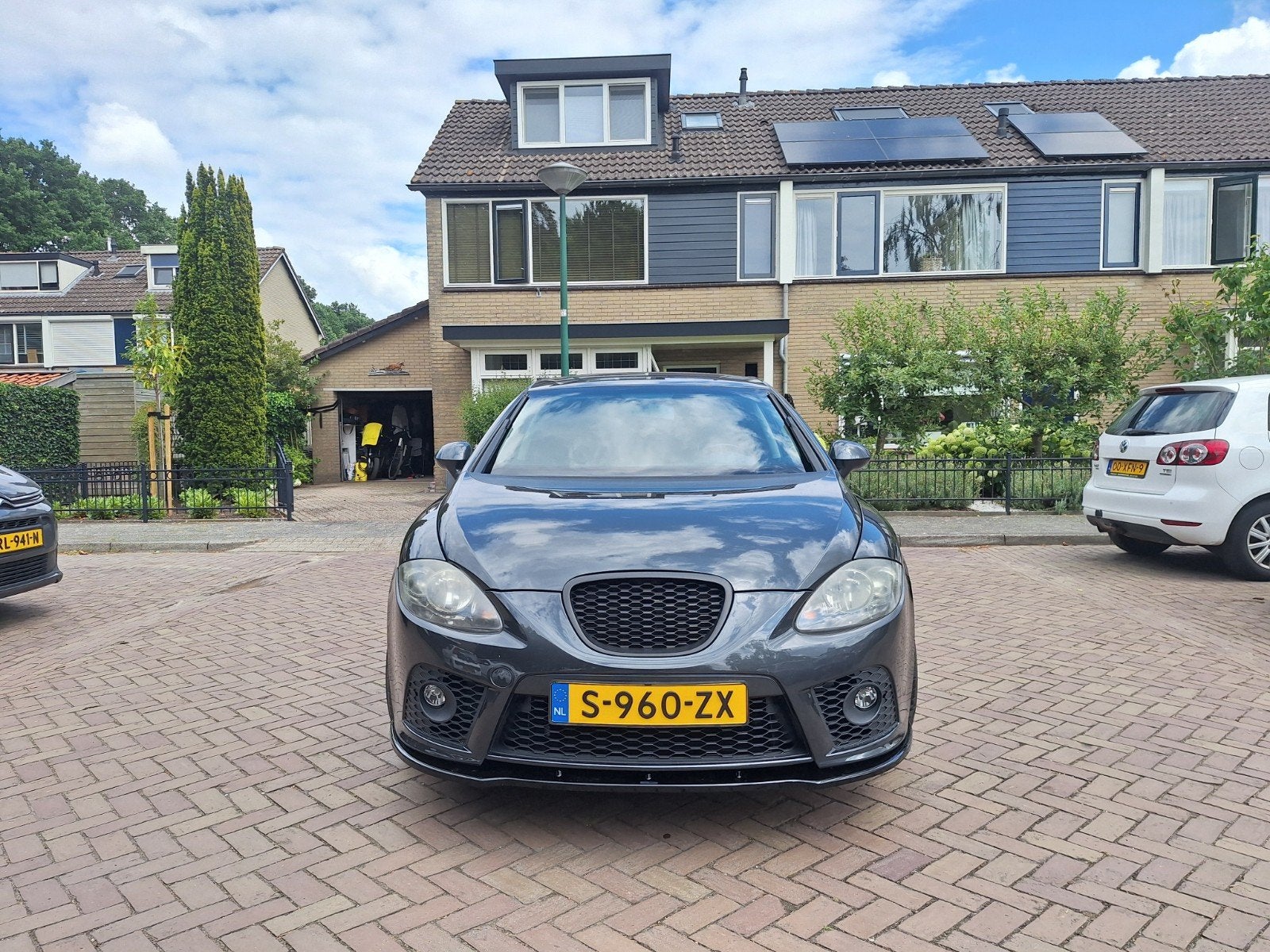 Seat Leon 1.2 TSI 77KW 2011 Grijs, Auto's, Voorwielaandrijving, 4 cilinders, Leon, 104 pk