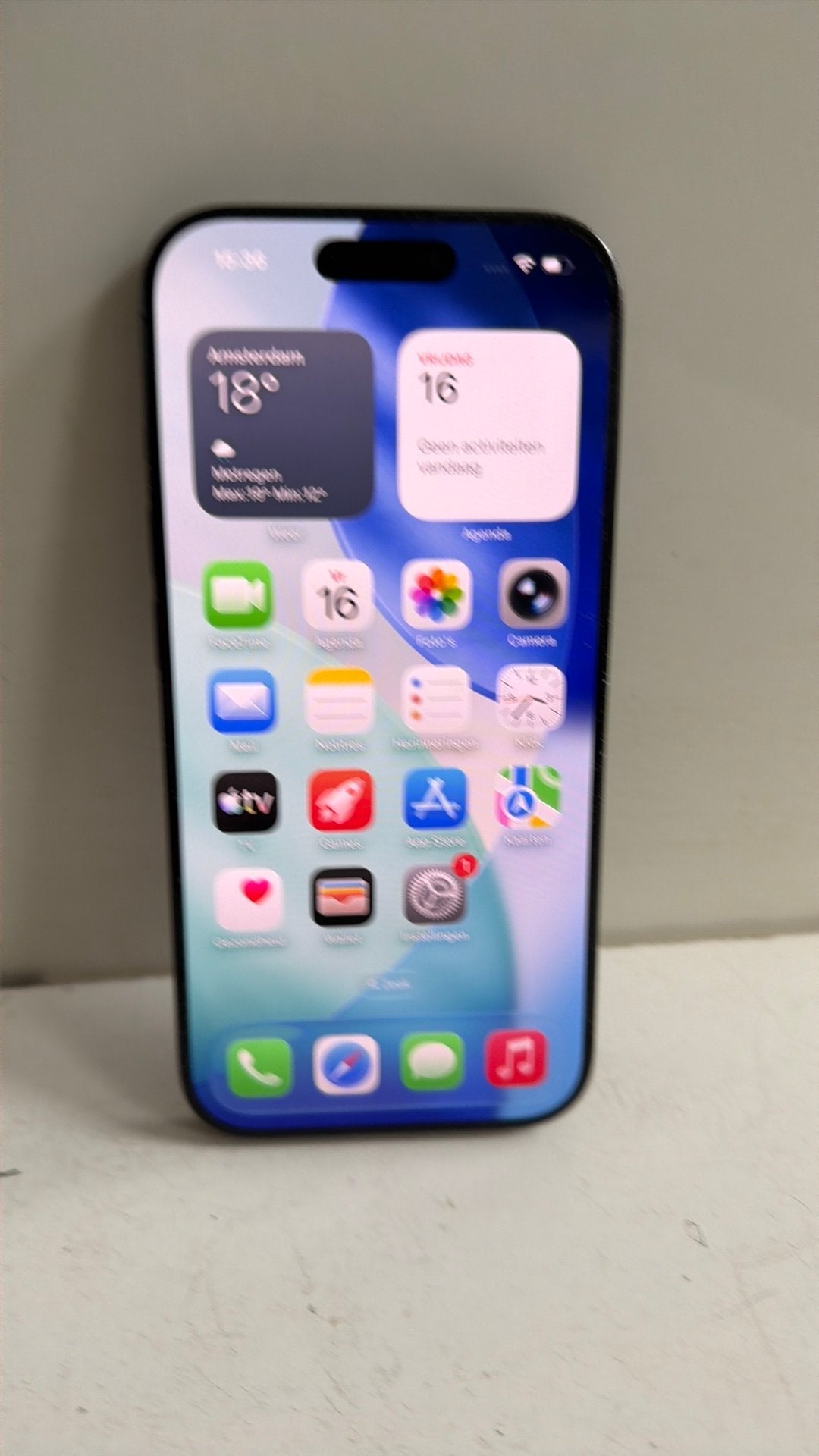 Apple iPhone 16Pro 128GB Zwart - Zo goed als nieuw, Telecommunicatie, IPhone 16 Pro, 128 GB, 89 %, Zwart