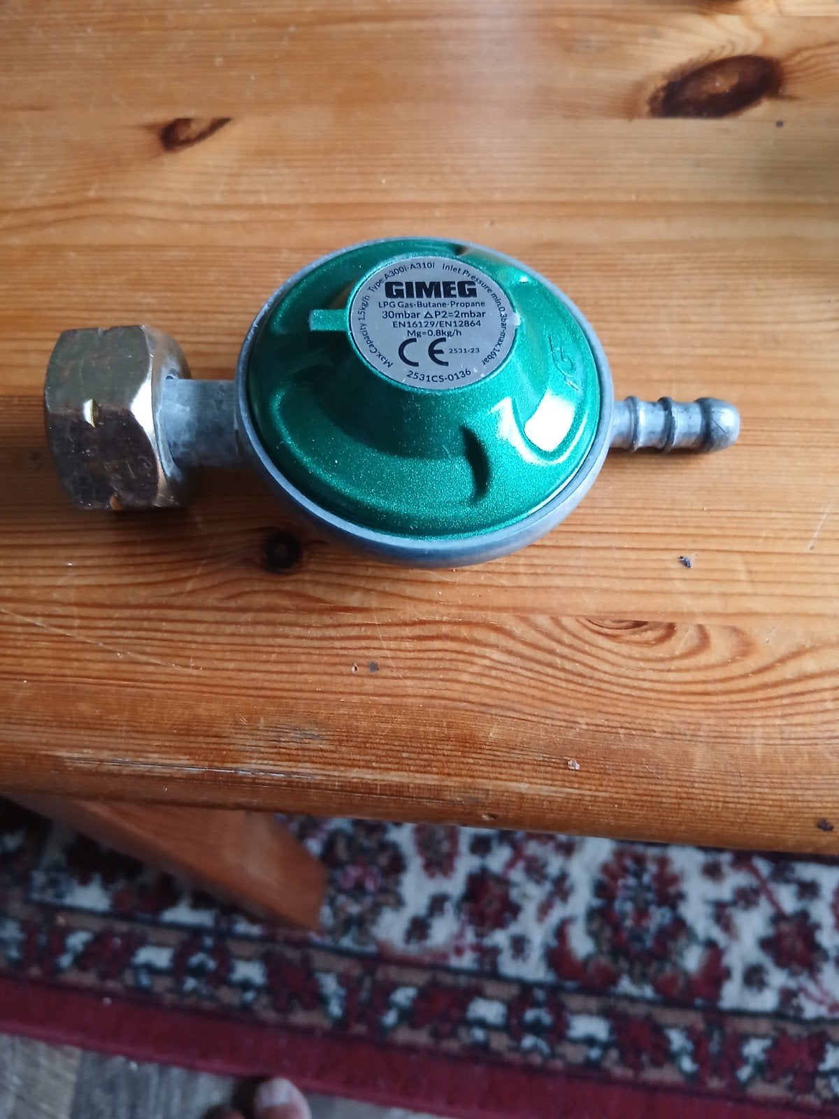 Gimeg LPG Gasdrukregelaar 30mbar voor Butaan Propaan, Caravans en Kamperen, Ophalen of Verzenden, Gebruikt