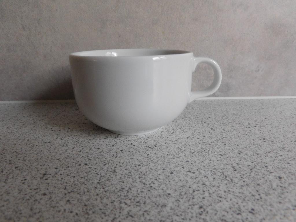 Kopje Thee Wit Mosa, Huis en Inrichting, Keuken | Servies, Ophalen of Verzenden, Zo goed als nieuw, Overige stijlen, Kop(pen) en/of Schotel(s)