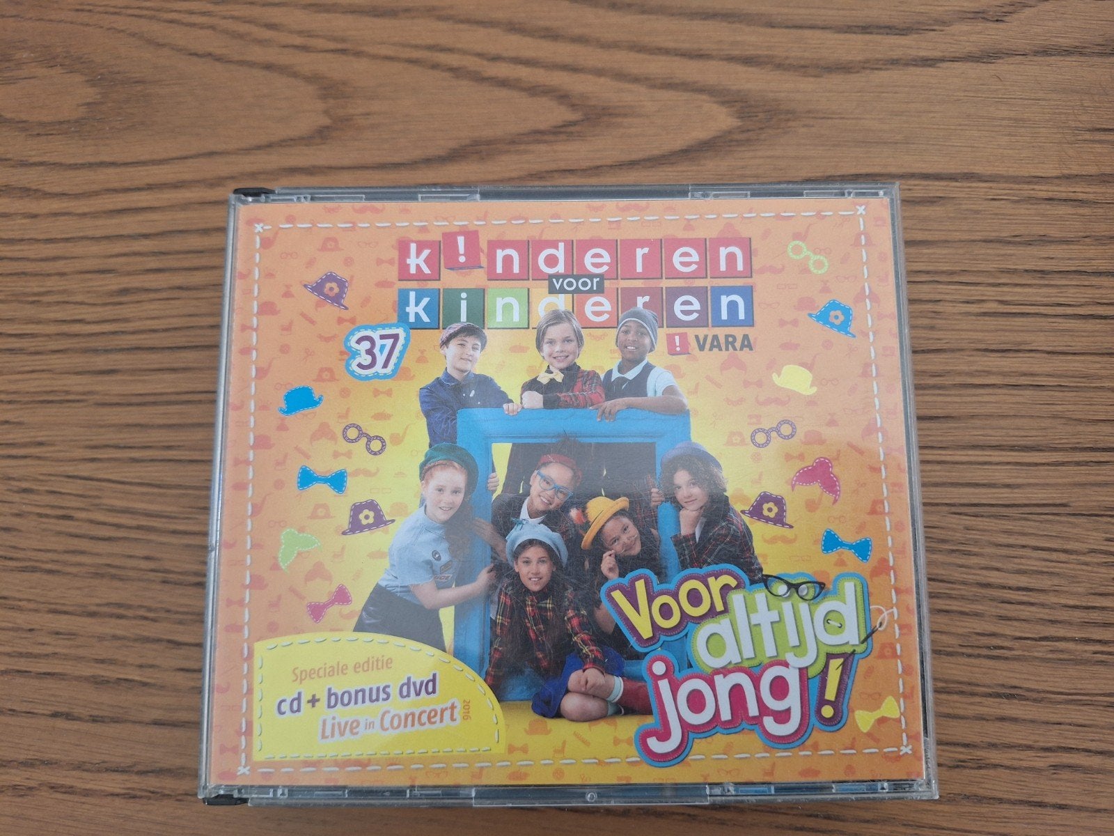 Kinderen voor Kinderen 37: Voor Altijd Jong! CD + DVD, 6 tot 9 jaar, Gebruikt, Ophalen of Verzenden, Inclusief doosje