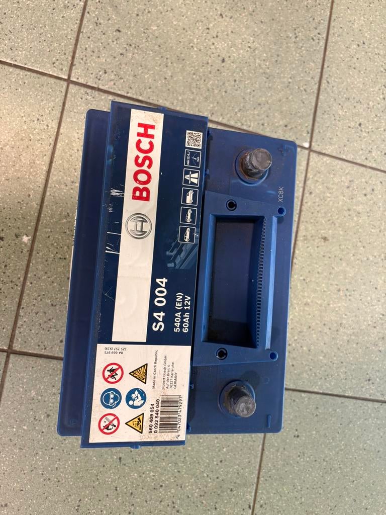 Te koop goede accu bosch, Ophalen of Verzenden