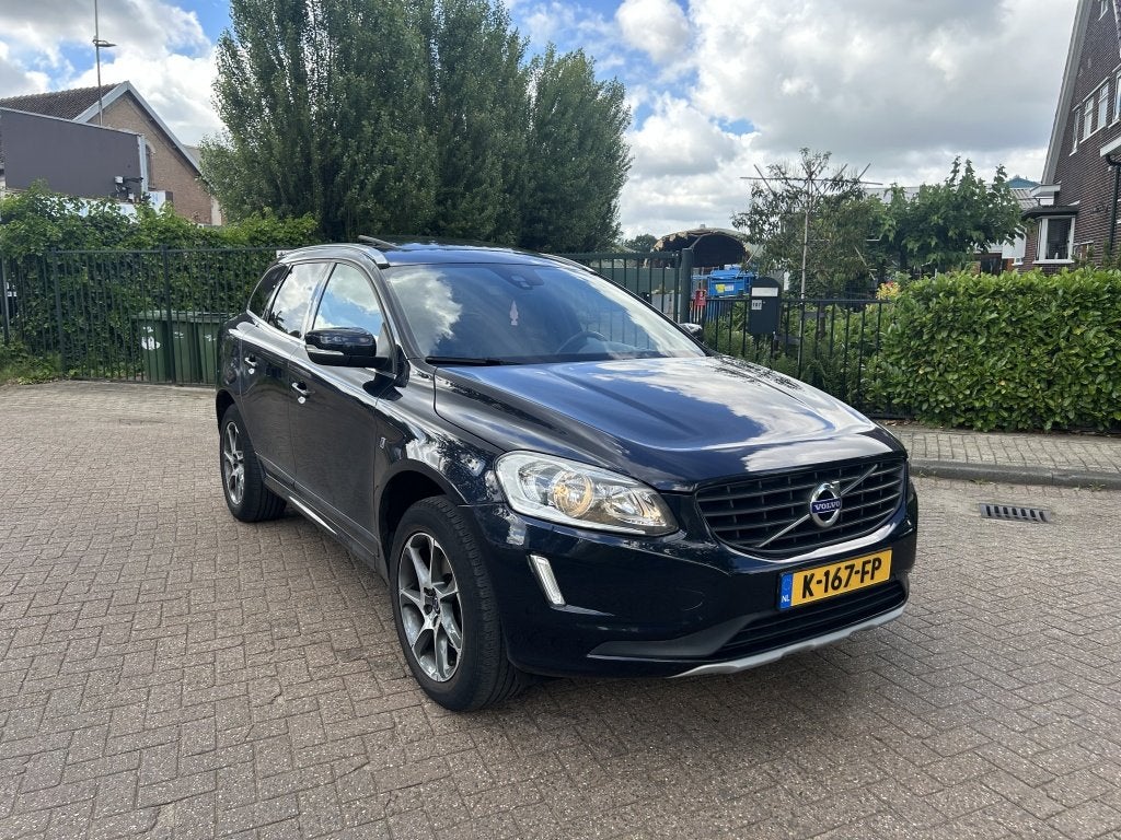 Volvo XC60 2.0 D3 FWD Oc. Race (bj 2016, automaat), Auto's, Euro 6, 4 cilinders, Blauw, Leder