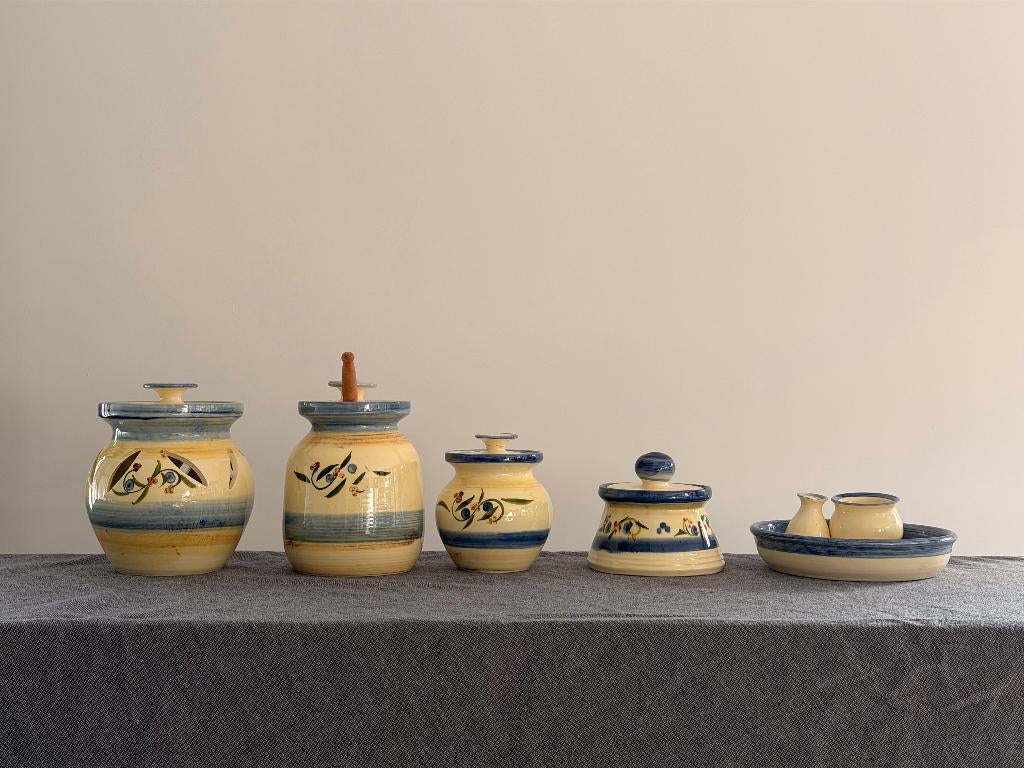 Frans vintage servies + potten (Lou Pignatier) – geel/blauw, Ophalen, Gebruikt, Overige typen, Overige stijlen