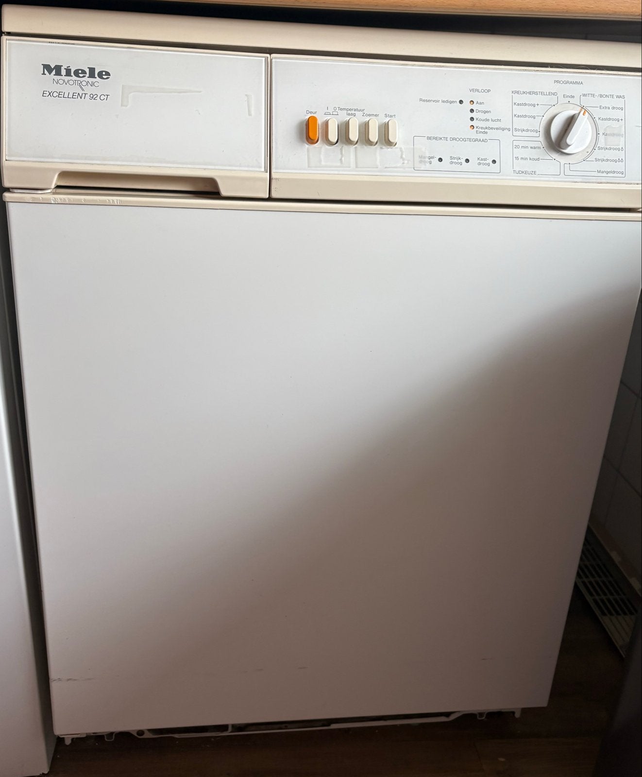Gratis ophalen Miele Novotronic Excellent 92 CT wasdroger, Witgoed en Apparatuur, Wasdrogers, Ophalen, 6 tot 8 kg, Gebruikt, Voorlader