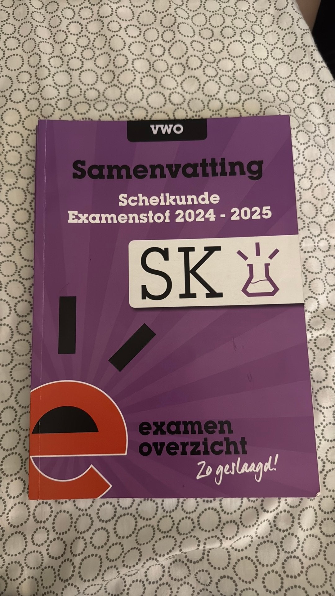 Samenvatting + oefenboek Scheikunde VWO Examenoverzicht, Ophalen of Verzenden, Zo goed als nieuw, VWO, Scheikunde