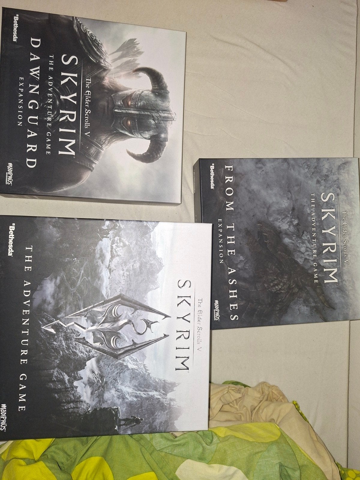Skyrim The Adventure Game - Kickstarter Editie (Nieuw), Een of twee spelers, Ophalen of Verzenden, Nieuw, Modiphius Entertainment