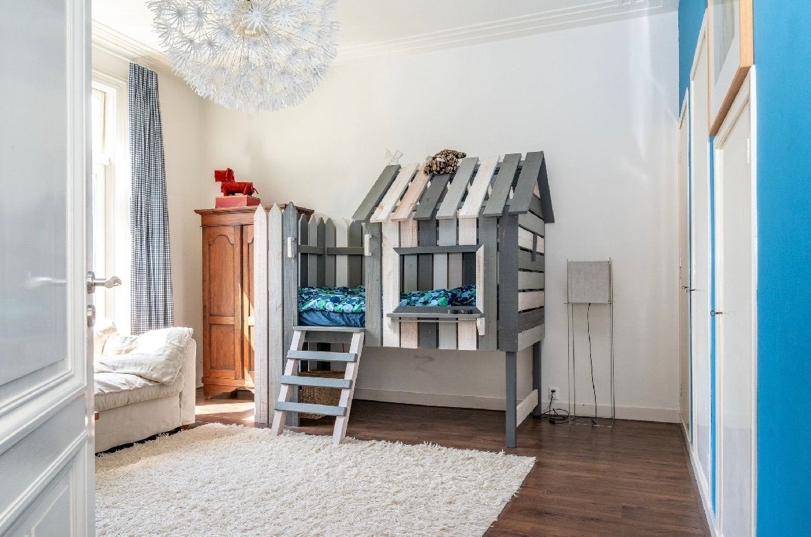 Uniek Huisbed / Speelbed voor Kinderen, Huis en Inrichting, Ophalen, Gebruikt, 90 cm, Eenpersoons
