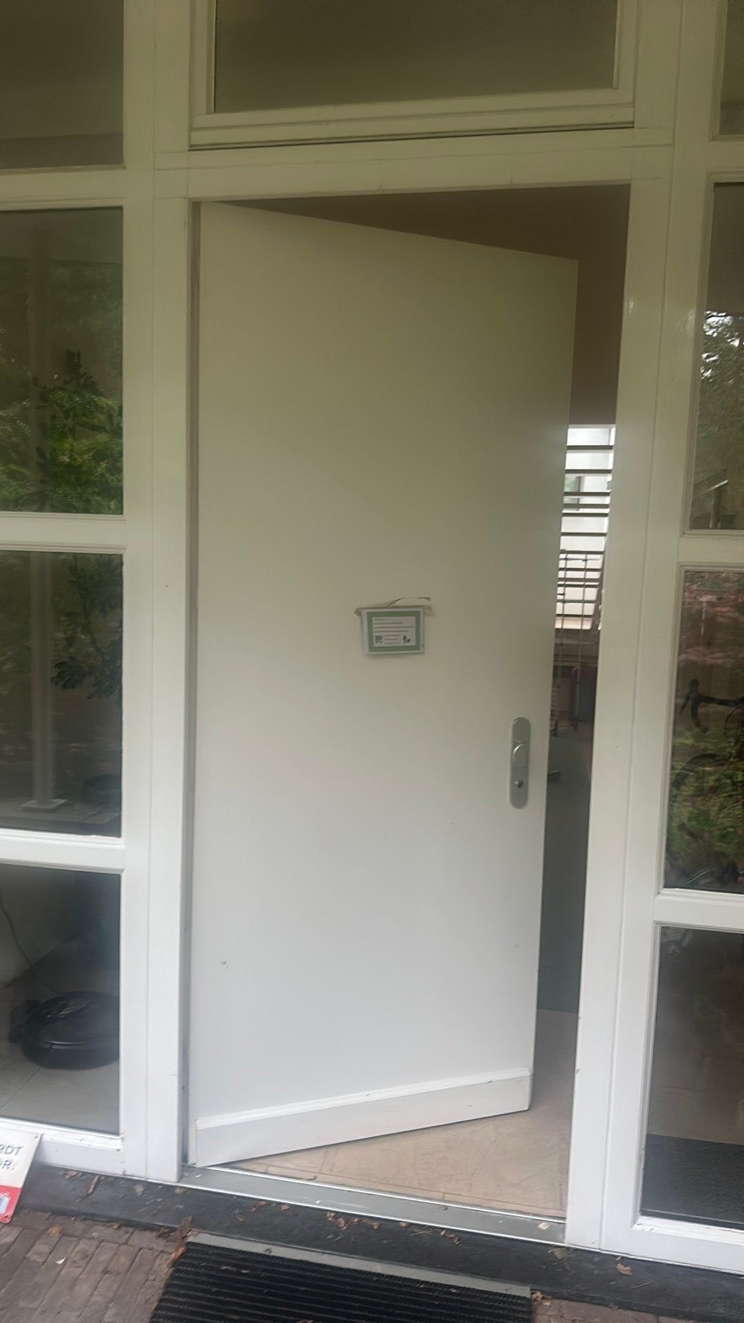 Voordeuren, binnendeuren (steldeuren), Deurkozijn, Zo goed als nieuw, Hout, Ophalen