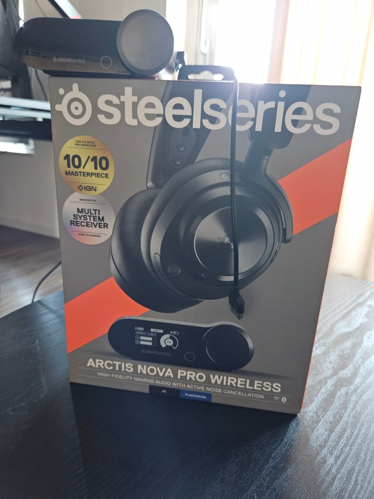 Steelseries Arctis Nova Pro Wireless Base Station, Ophalen of Verzenden, Draadloos, Steelseries, Gebruikt