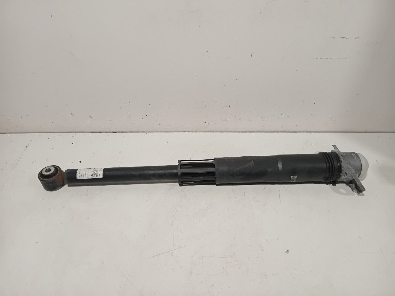 Schokbreker rechts achter Volkswagen Polo, Auto-onderdelen, Onderdelen@venauto.nl, Van der Ven Autorecycling B.V., Gebruikt, Ettenseweg 76, 4706 PB Roosendaal, The Netherlands