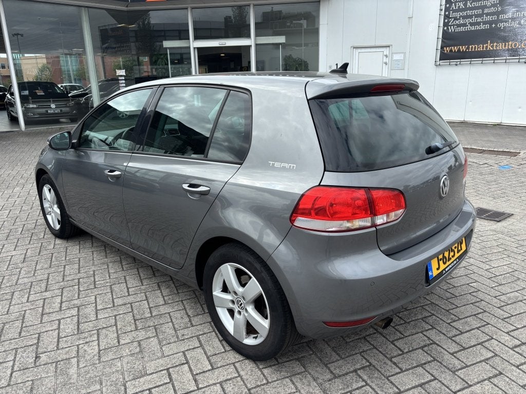 Volkswagen Golf 1.2 TSI Highline Led Cruise Climate Bluetoot, Auto's, Volkswagen, Euro 5, Stof, Gebruikt, 4 cilinders