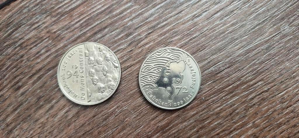 Twee Rabobank munten: Fusiejaar 1972 & De mens centraal 1994, Postzegels en Munten, Munten | Nederland, Ophalen of Verzenden