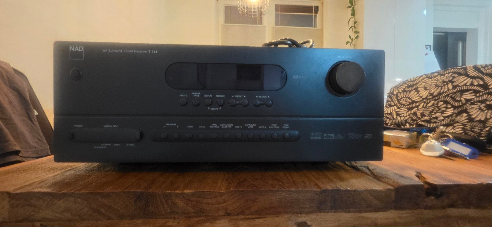 NAD T743 AV Surround Sound Receiver met afstandsbediening, Overige systemen, Zo goed als nieuw, 120 watt of meer, Ophalen