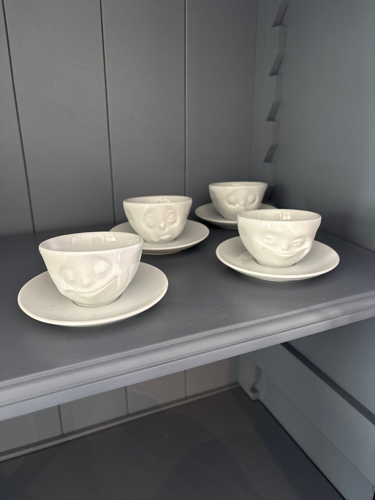 Leuke Tassen/Kopjes met Smileys - 58products, Huis en Inrichting, Keuken | Servies, Ophalen, Overige merken, Zo goed als nieuw